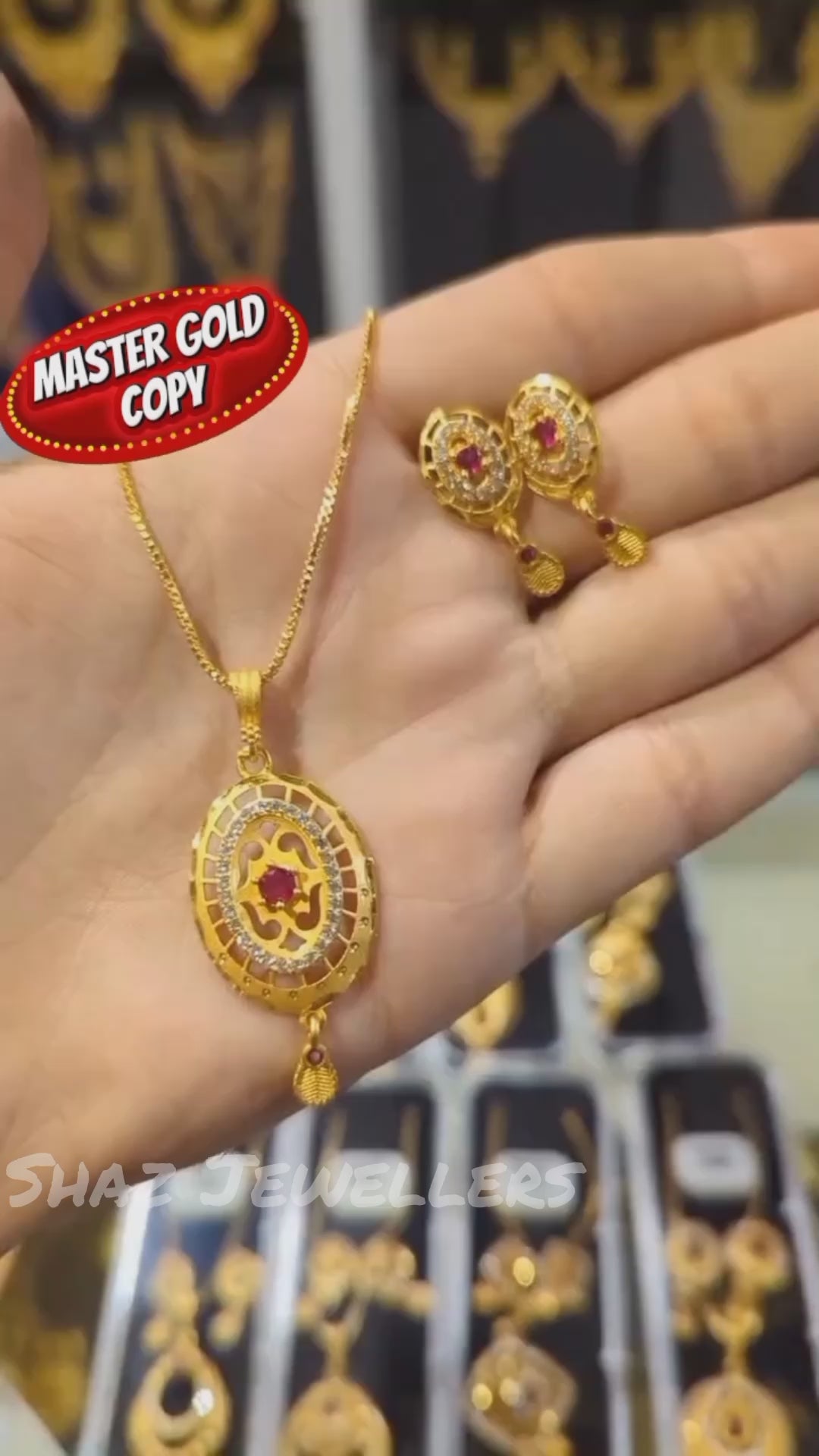 Beautiful Handcrafted Necklace Set – Free Jewellery Box Included